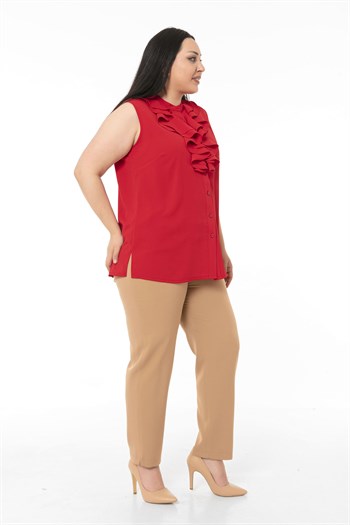 Büyük Beden Yakası İki Kat Volanlı Düğmeli Kolsuz Kırmızı Gömlek