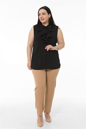 Büyük Beden Yakası İki Kat Volanlı Düğmeli Kolsuz Siyah Gömlek