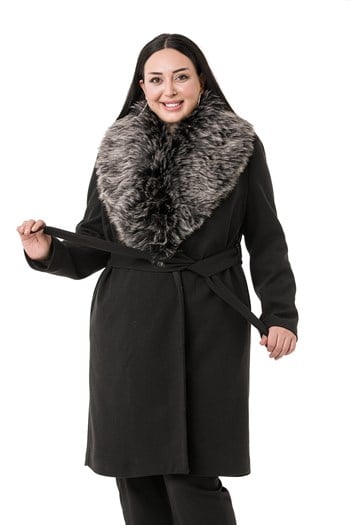 Büyük Beden Yakası Kürklü Yandan Cepli Kuşaklı Astarlı Siyah Kaşe Kaban