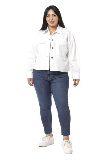 Büyük Beden Kapaklı Cepli Eteği Pis Dikişli Beyaz Ceket