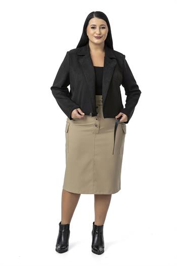 Büyük Beden Sırtta Deri Çapraz Bant Detaylı Yarım Kuşaklı Kısa Süet Siyah Ceket