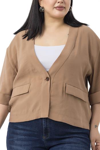 Büyük Beden Tek Düğmeli Düşük Yarım Kollu Apoletli Cepli Kısa Tarçın Ceket