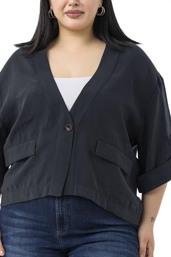 Büyük Beden Tek Düğmeli Düşük Yarım Kollu Apoletli Cepli Kısa Siyah Ceket