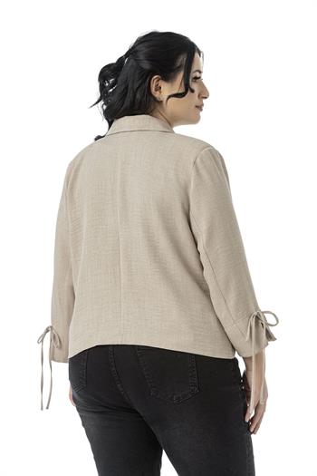 Büyük Beden Truvakar Kol Süs Cepli Vatkalı Astarsız Kısa Bej Rengi Ceket