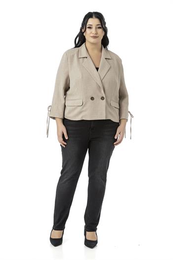 Büyük Beden Truvakar Kol Süs Cepli Vatkalı Astarsız Kısa Bej Rengi Ceket