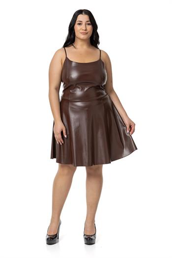 Büyük Beden Ayarlanabilir İnce Askılı Sırtı Lastikli Deri Mini Kahverengi Elbise