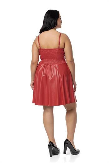 Büyük Beden Ayarlanabilir İnce Askılı Sırtı Lastikli Deri Mini Kırmızı Elbise