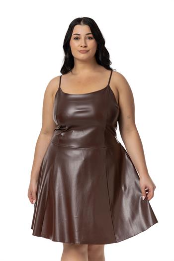 Büyük Beden Ayarlanabilir İnce Askılı Sırtı Lastikli Deri Mini Kahverengi Elbise