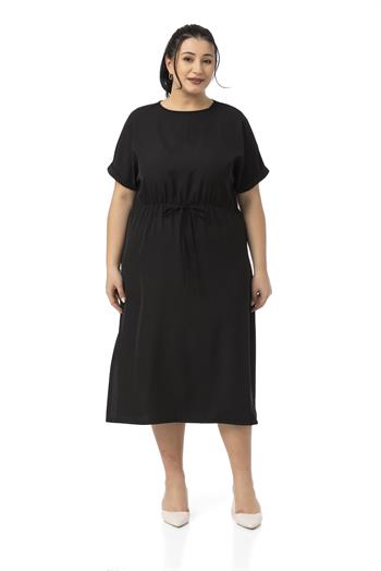 Büyük Beden Beli Lastikli Duble Yarasa Kollu Yanları Yırtmaçlı Siyah Midi Elbise  