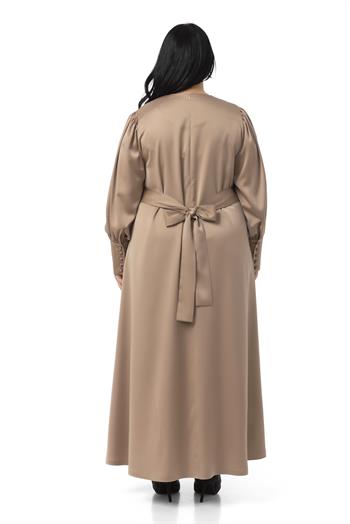 Büyük Beden Büzgülü Kollu Kuşak Detaylı Uzun Saten Vizon Elbise