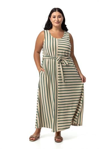 Büyük Beden Kalın Askılı Cepli Kuşaklı Asimetrik Zümrüt Yeşili Çizgili Elbise 