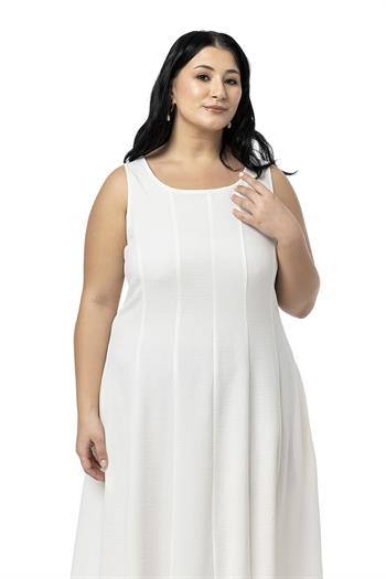 Büyük Beden Sırtı Gipeli Yanlarda Cepli Kolsuz Uzun Beyaz Elbise  