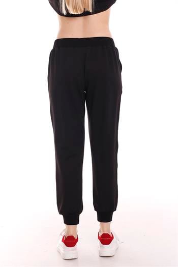 Beli Lastikli ve Bağcık Detaylı Önden Cepli Siyah Eşofman Altı