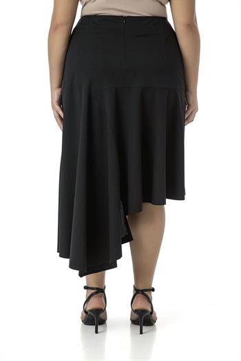 Büyük Beden Asimetrik Kesim Fermuar Kapamalı Siyah Etek