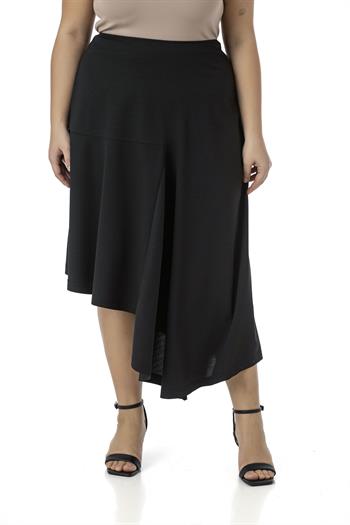 Büyük Beden Asimetrik Kesim Fermuar Kapamalı Siyah Etek