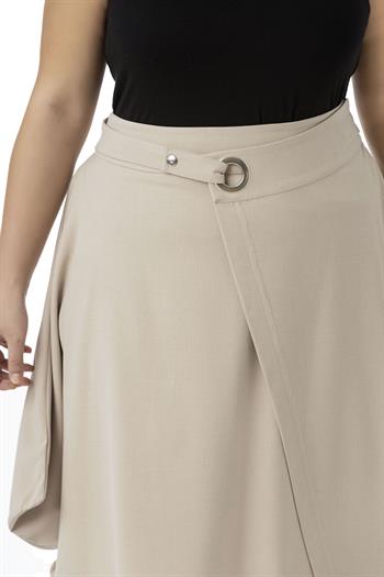 Büyük Beden Asimetrik Kesim Kuşgözü Detaylı Tek Cepli Midi Bej Rengi Etek