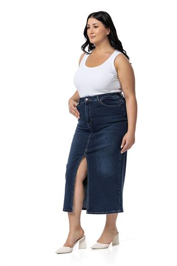 Büyük Beden Önden Yırtmaç Detaylı Beş Cepli Midi Denim Lacivert Etek