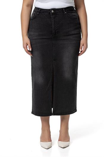 Büyük Beden Önden Yırtmaç Detaylı Beş Cepli Midi Denim Siyah Etek