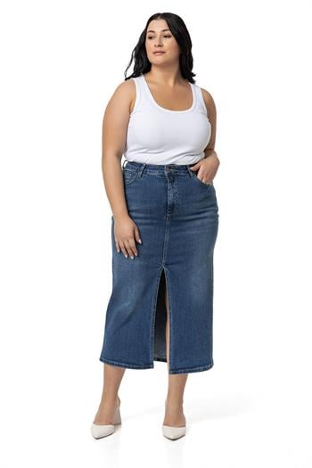 Büyük Beden Önden Yırtmaç Detaylı Beş Cepli Midi Denim Mavi Etek