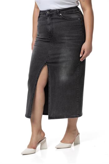 Büyük Beden Önden Yırtmaç Detaylı Beş Cepli Midi Denim Antrasit Etek