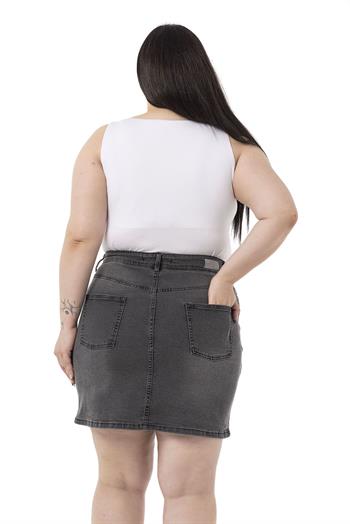 Büyük Beden Taşlama Detaylı Beş Cepli Antrasit Mini Denim Etek