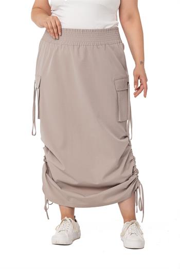 Büyük Beden Yanlardan Büzgü Detaylı Beli Lastikli Paraşüt Uzun Taş Rengi Etek
