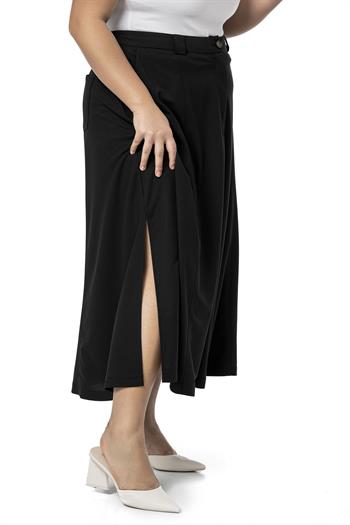 Büyük Beden Yanlardan Yırtmaçlı Beli Arkadan Lastikli Midi Siyah Etek