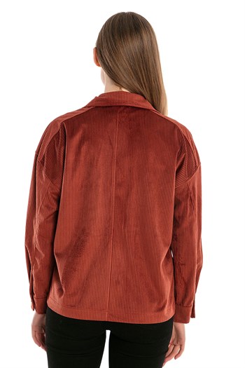 Göğüsten Çift Cepli Robalı Fitilli Kadife Kısa Kiremit Kadın Gömlek