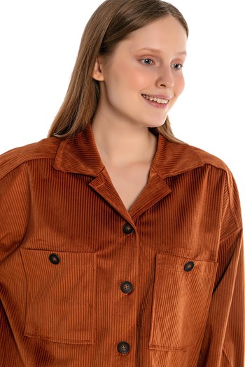 Göğüsten Çift Cepli Robalı Fitilli Kadife Kısa Tarçın Kadın Gömlek