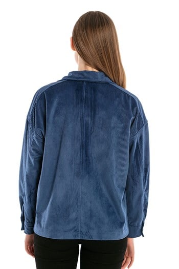 Göğüsten Çift Cepli Robalı Fitilli Kadife Kısa İndigo Kadın Gömlek