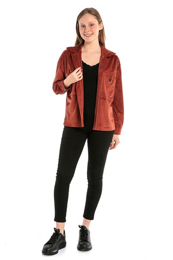 Göğüsten Çift Cepli Robalı Fitilli Kadife Kısa Kiremit Kadın Gömlek