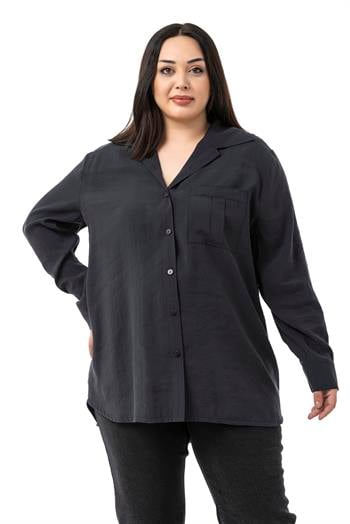 Büyük Beden Göğüste Tek Cepli Siyah Gömlek