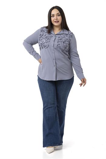 Büyük Beden Kabartmalı Kumaş Detaylı Gri Gömlek