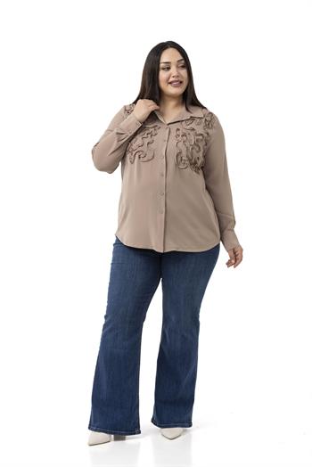 Büyük Beden Kabartmalı Kumaş Detaylı Vizon Gömlek