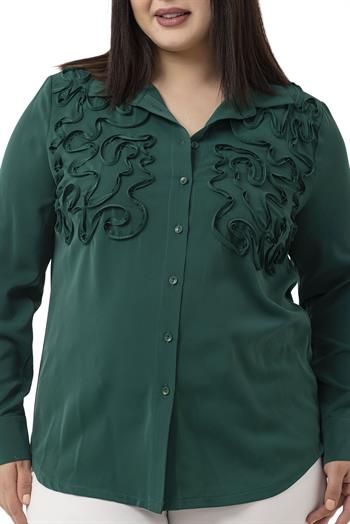 Büyük Beden Kabartmalı Kumaş Detaylı Zümrüt Yeşili Gömlek
