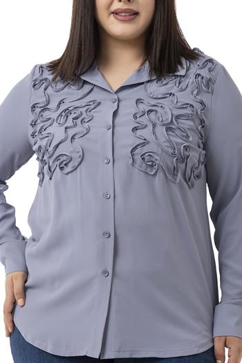 Büyük Beden Kabartmalı Kumaş Detaylı Gri Gömlek