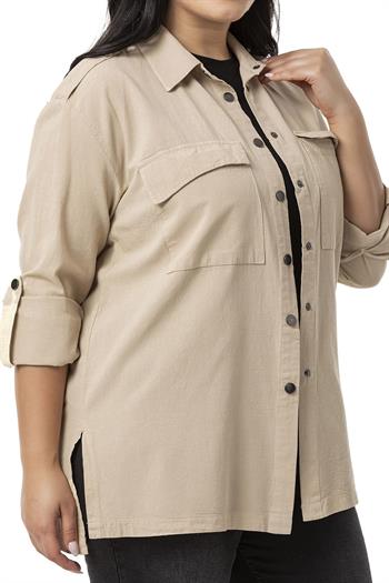 Büyük Beden Omuzdan Apoletli Katlamalı Kollu Yırtmaçlı Çıtçıtlı Ekru Gömlek 