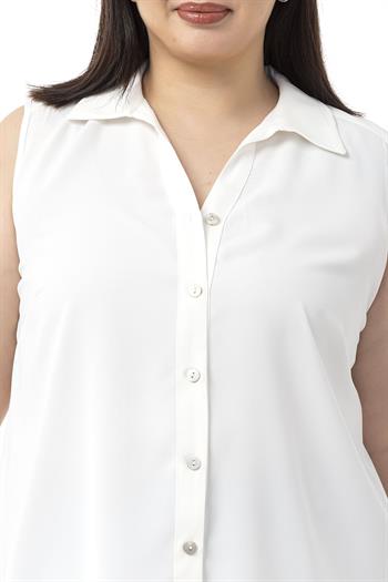 Büyük Beden Sırtta Plikaşe Detaylı Kolsuz Beyaz Gömlek