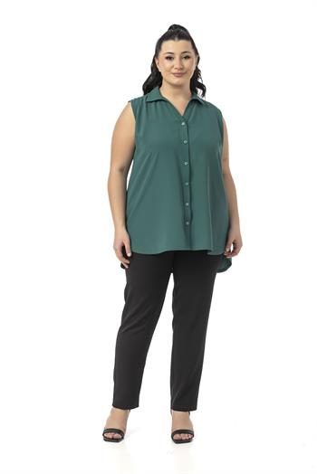 Büyük Beden Sırtta Plikaşe Detaylı Kolsuz Zümrüt Yeşili Gömlek