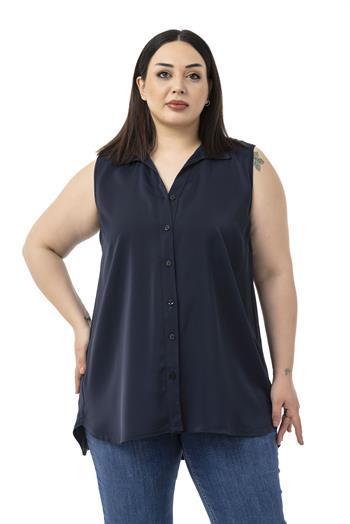 Büyük Beden Sırtta Plikaşe Detaylı Kolsuz Lacivert Gömlek