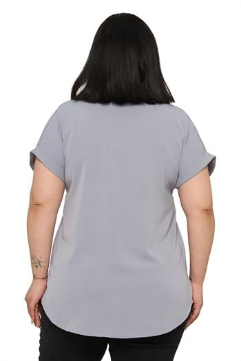 Büyük Beden Tek Cepli Kısa Duble Kollu Açık Gri Gömlek
