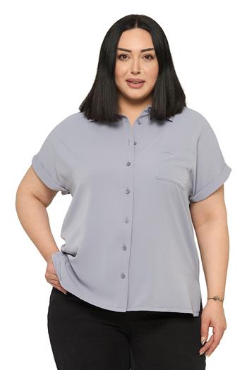 Büyük Beden Tek Cepli Kısa Duble Kollu Açık Gri Gömlek