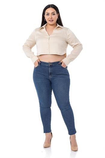 Büyük Beden Saten Manşetli Bej Rengi Crop Gömlek