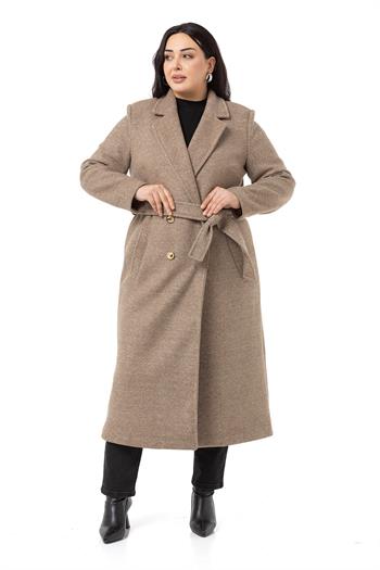 Büyük Beden Ceket Yaka Düğmeli ve Kuşaklı Derin Yırtmaçlı Balıksırtı Astarlı Uzun Vizon Kaban