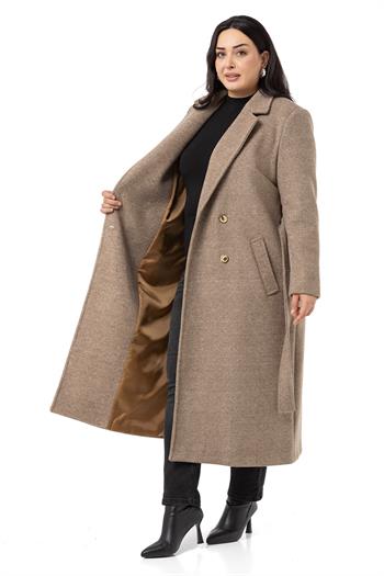 Büyük Beden Ceket Yaka Düğmeli ve Kuşaklı Derin Yırtmaçlı Balıksırtı Astarlı Uzun Vizon Kaban