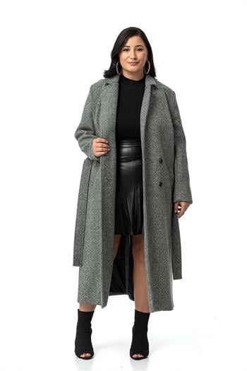 Büyük Beden Ceket Yaka Düğmeli ve Kuşaklı Derin Yırtmaçlı Balıksırtı Astarlı Uzun Yeşil Kaban