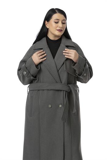 Büyük Beden Deri Biye Detaylı Fleto Cepli Kuşaklı Astarlı Kaşe Uzun Gri Kaban