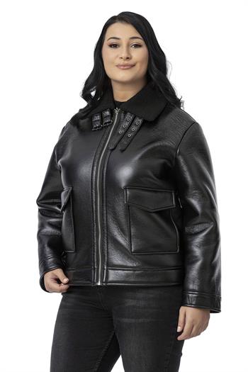 Büyük Beden İçi Kürklü Fermuarlı Yakası Toka Detaylı Siyah Deri Mont