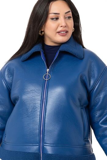 Büyük Beden Yakası ve Eteği Kürklü Fleto Cepli Fermuarlı Saks Mavi Deri Mont