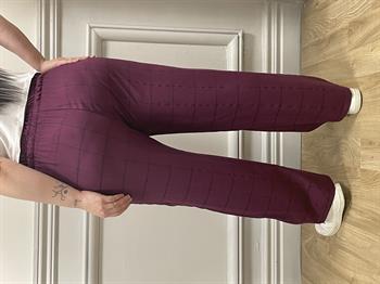 Plus Size Plaid Claret Burgundy Trousers with Elastic Waist